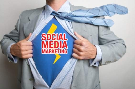 10 superpoteri che un social media manager deve avere